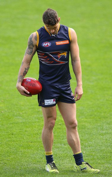 This guy is lucky enough to be able to call me his girlfriend. Ashley Smith of the West Coast Eagles.